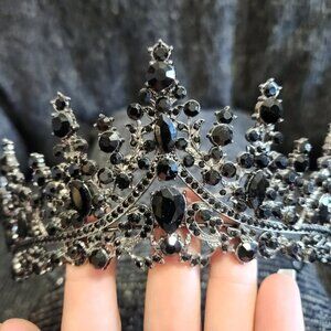 Black Gothic Crystal Crown Tiara – Vintage Inspired